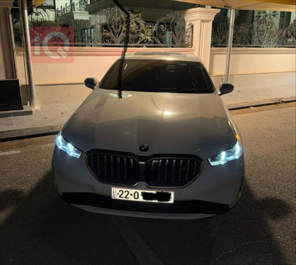 بي ام دبليو i5